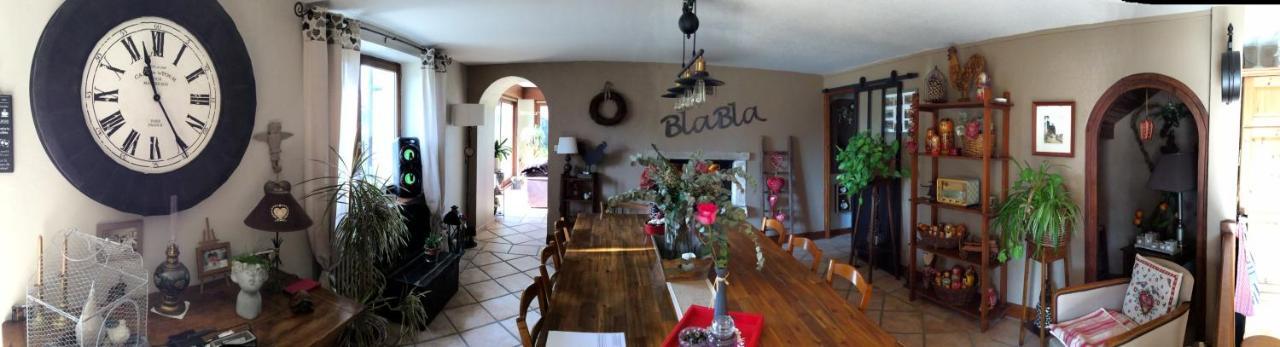 Bed and Breakfast Moulin Crozet Montceaux Екстер'єр фото
